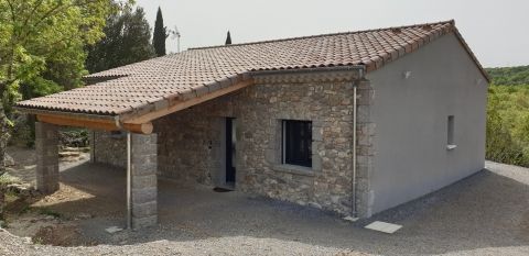 Gite pour 4 à 6 personnes en Ardèche à Labeaume